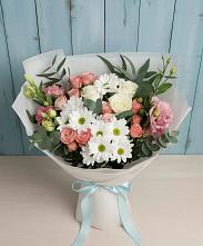Букет цветов из:  Розы, Лизиантусы и Хризантемы в Зорино