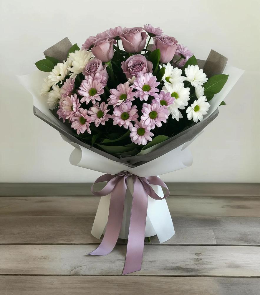 Букет цветов из: Хризантемы и Розы в Зорино