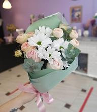 Букет цветов из:  Хризантемы и Розы #REPLACE_PRED# Зорино