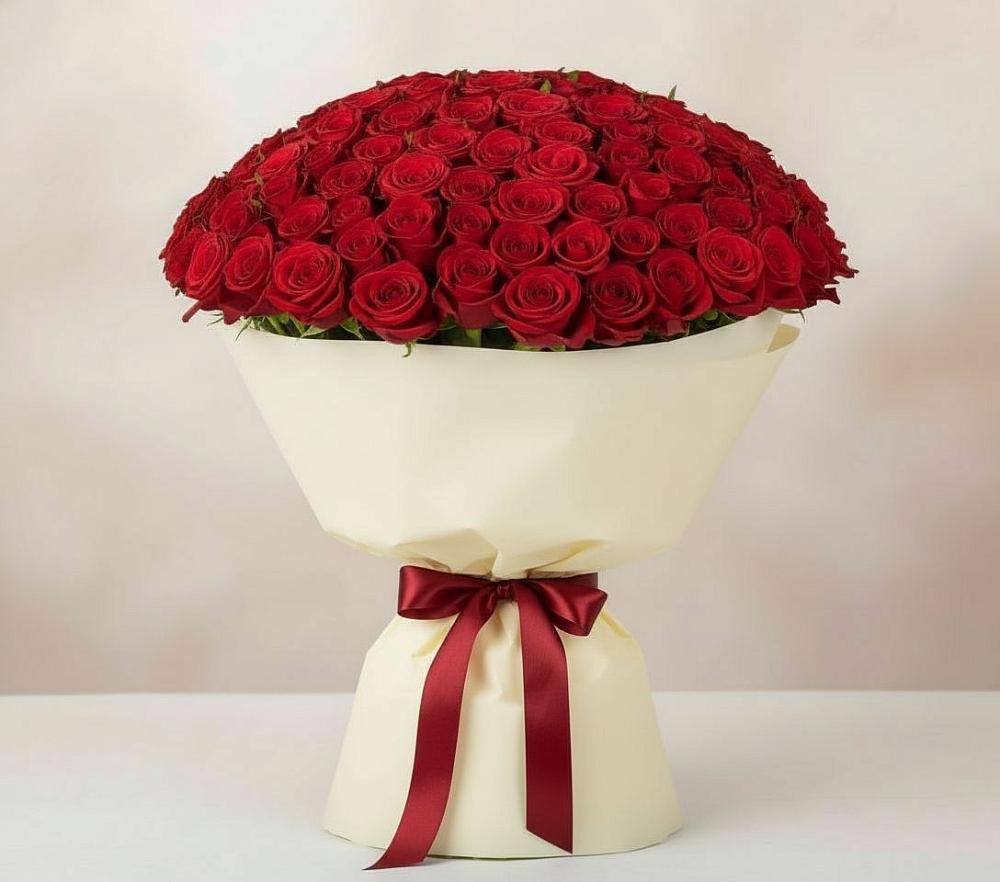 Букет 101 Красная роза Милано в Зорино