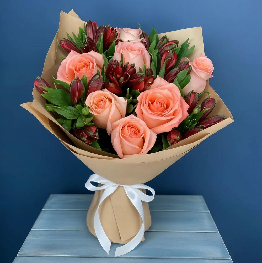 Букет цветов из: Розы и Альстромерии в Зорино