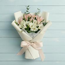 Букет цветов из:  Альстромерии #REPLACE_PRED# Зорино