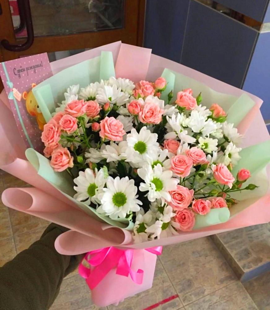 Букет цветов из: Розы и Хризантемы в Зорино