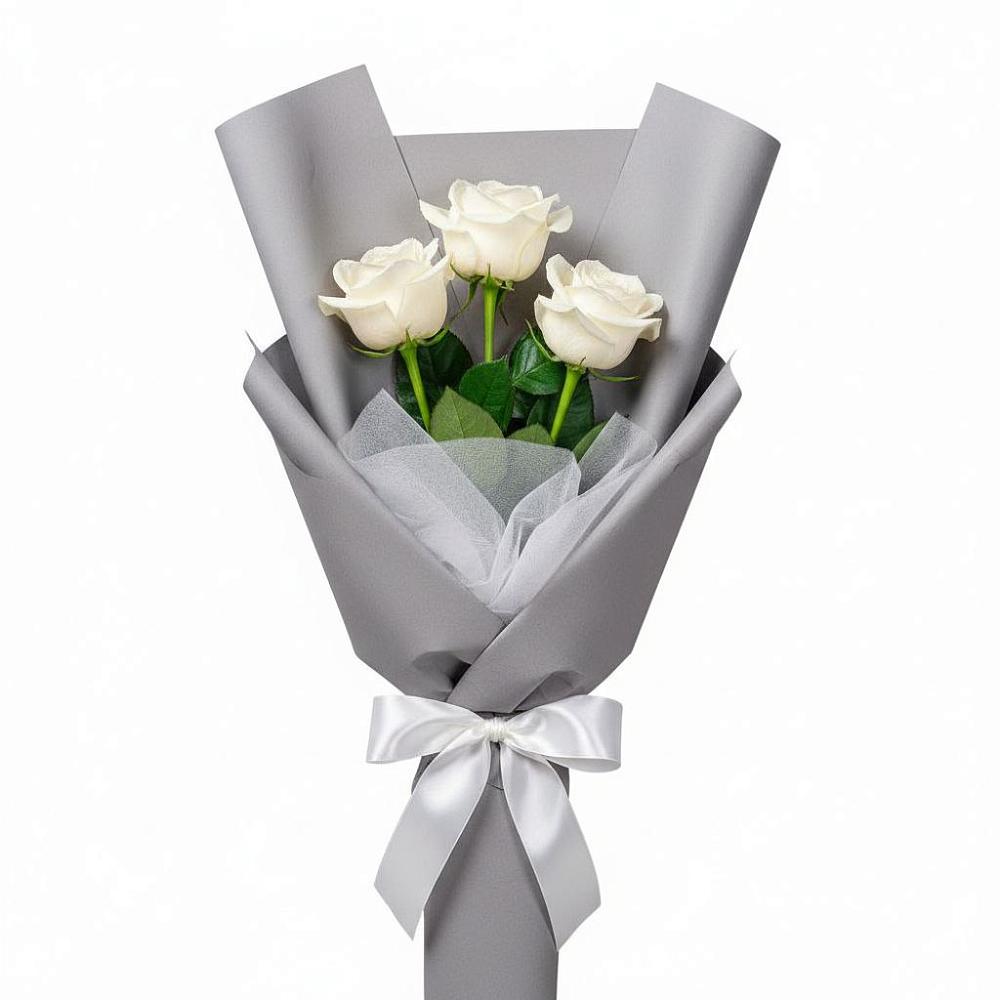 Букет 3 белые розы в Зорино
