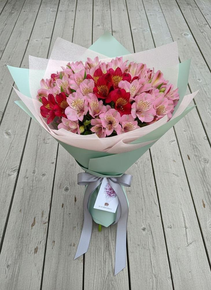 Букет цветов из: Альстромерии в Зорино