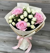 Букет цветов из:  Розы в Зорино