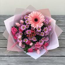Букет цветов из:  Розы, Герберы и Хризантемы в Зорино