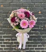 Букет цветов из:  Герберы и Хризантемы в Зорино