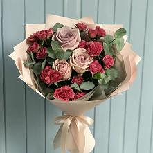 Букет цветов из:  Гвоздики и Розы #REPLACE_PRED# Зорино