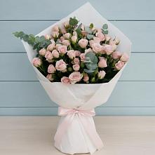 Букет цветов из:  Розы в Зорино
