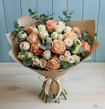 Букет цветов из:  Альстромерии и Розы #REPLACE_PRED# Зорино