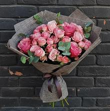 Букет цветов из:  Розы в Зорино
